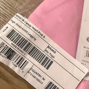 Alo Yoga High-Waist Airlift Legging Candy Heart Pink 💕 Size S NWT